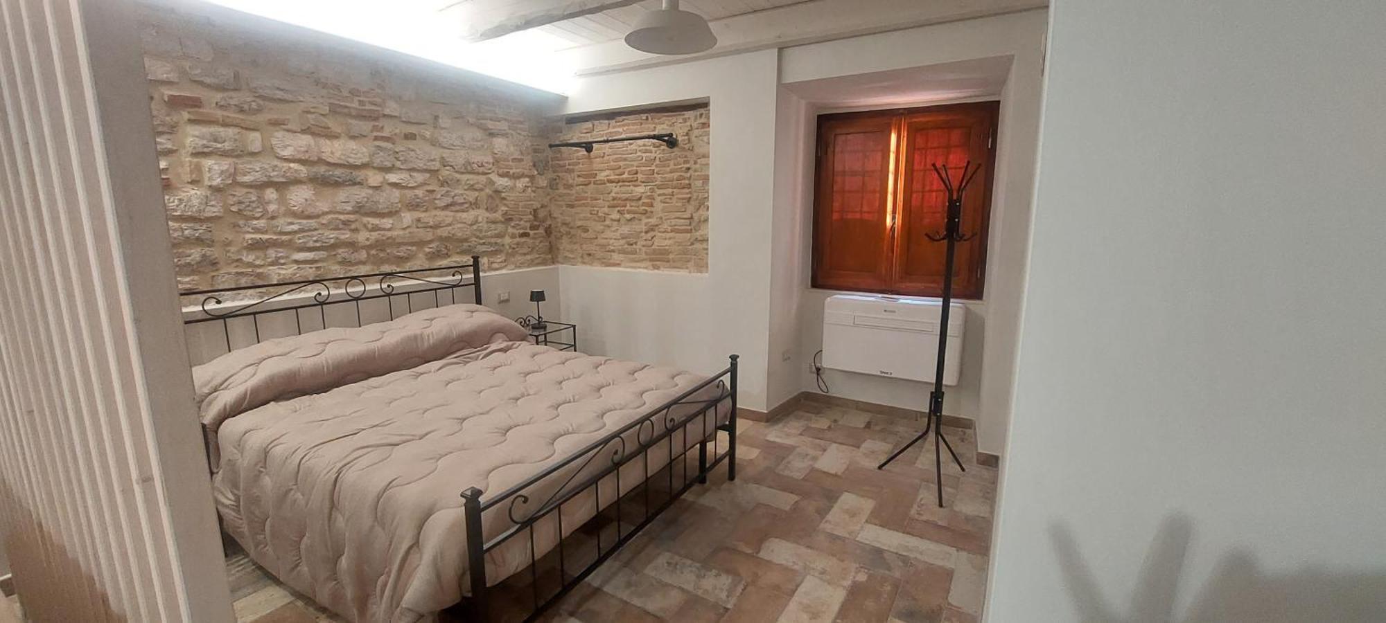 Via Mazzini Home Губбио Экстерьер фото